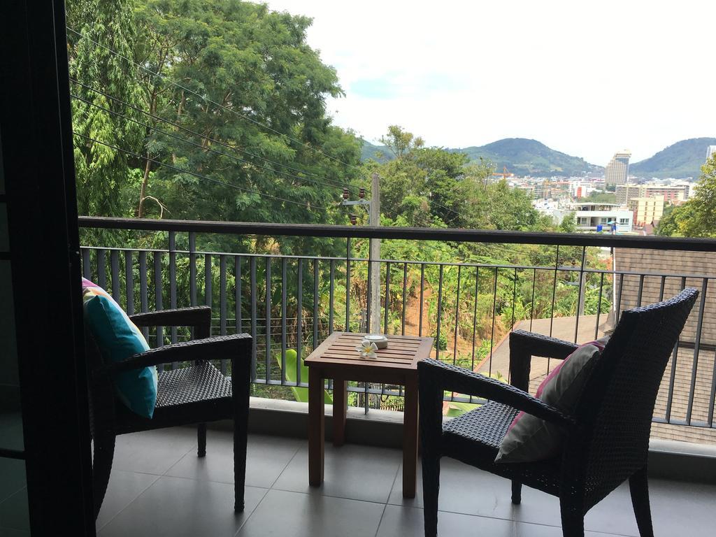 Baan Andaman Sea Surf Hotel Patong Bagian luar foto