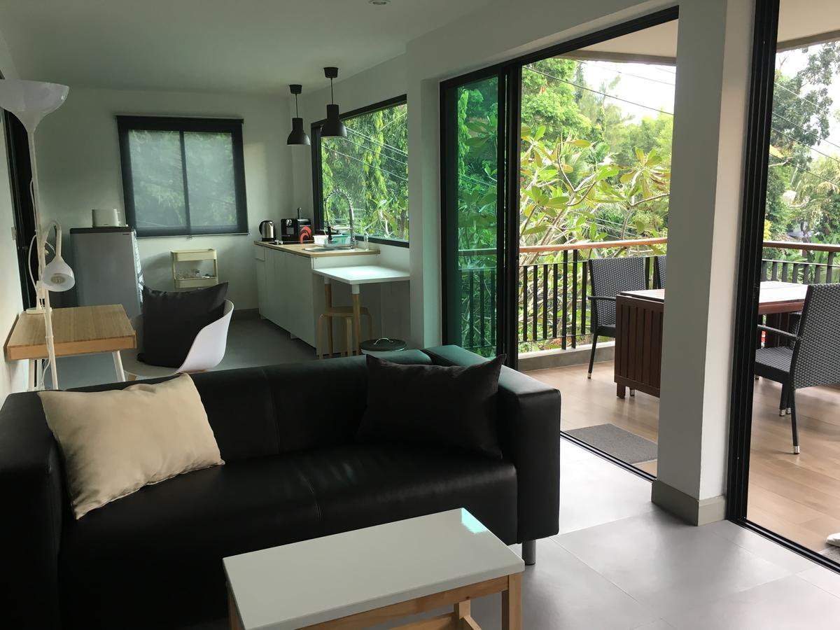 Baan Andaman Sea Surf Hotel Patong Bagian luar foto