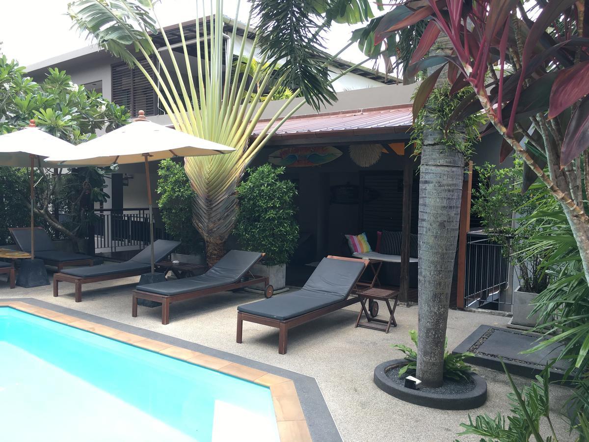 Baan Andaman Sea Surf Hotel Patong Bagian luar foto